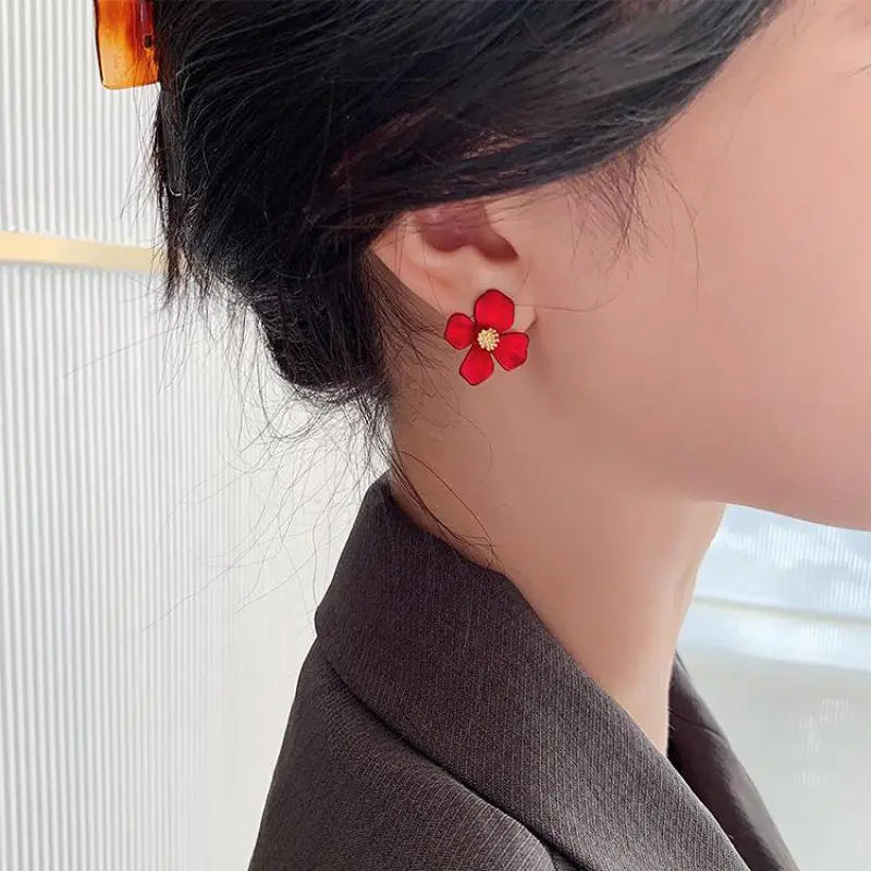Glimmering Petals - Exquisite Fashion Earrings