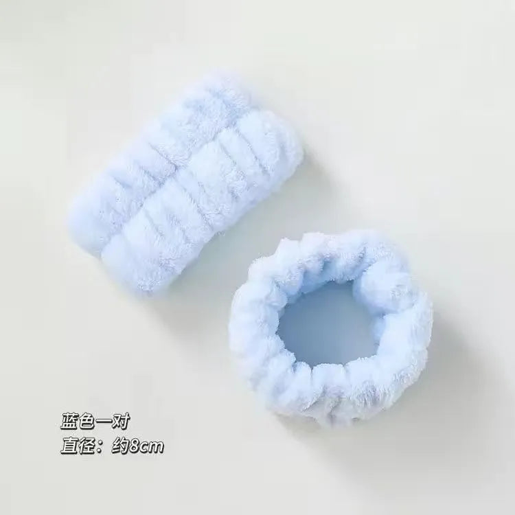 Duo Bliss: Wash-Friendly Face and Wrist Bands