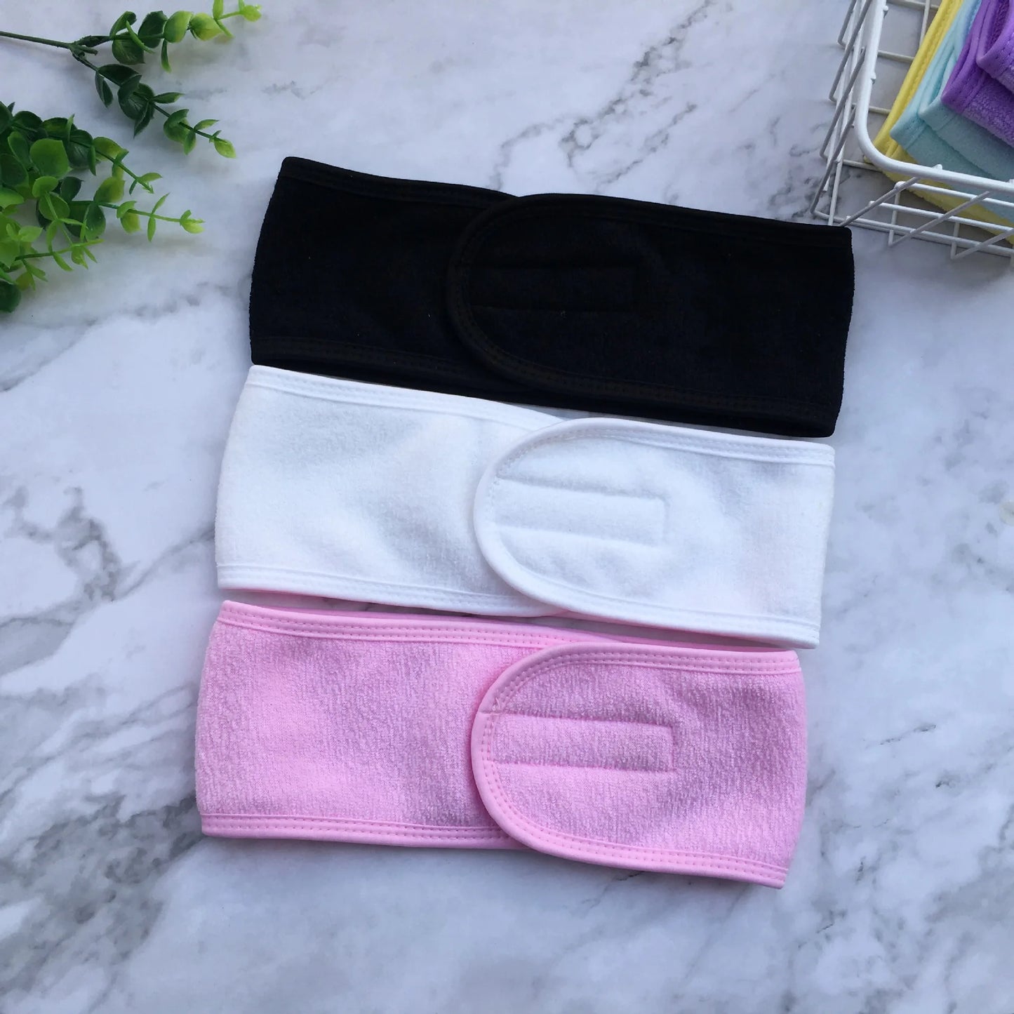 Chic Comfort: Adjustable Wide Headband for Yoga, Spa, & Makeup