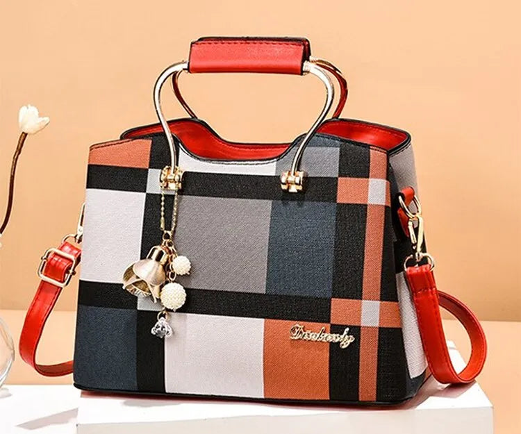 Geometric Elegance - Unveiling the Perfect Crossbody Bag