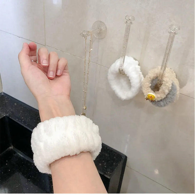 Duo Bliss: Wash-Friendly Face and Wrist Bands