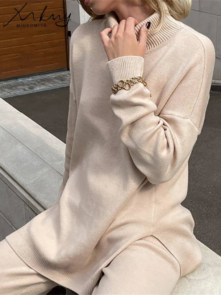 Warm Elegance: Turtleneck Women's Sweaters for Autumn-Winter