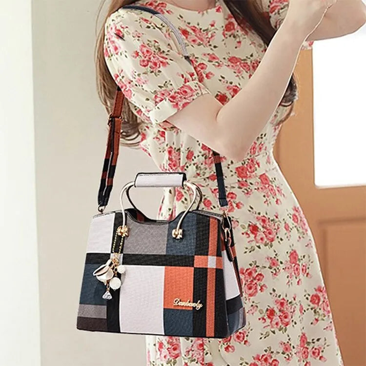Geometric Elegance - Unveiling the Perfect Crossbody Bag