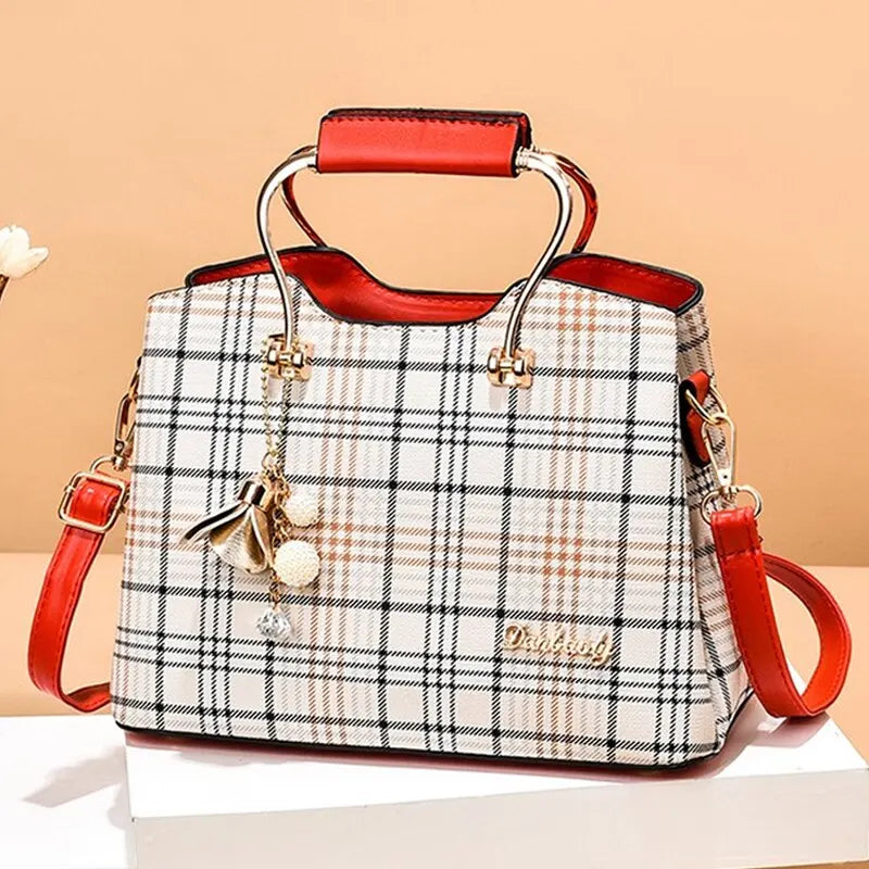 Geometric Elegance - Unveiling the Perfect Crossbody Bag