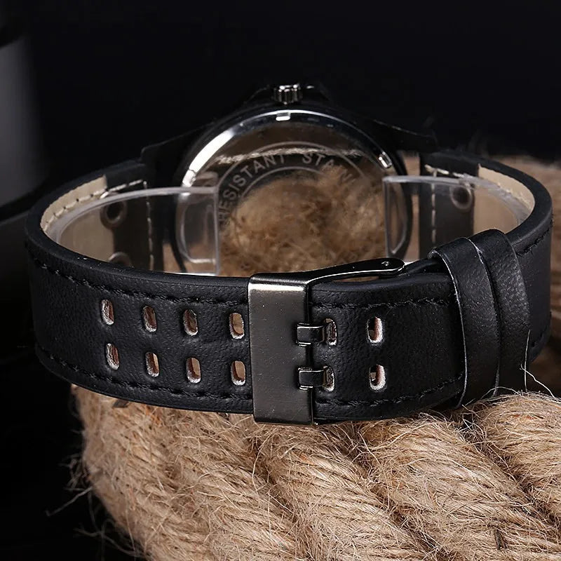 Soki Fashion & Casual Leather Men's Quartz Watch