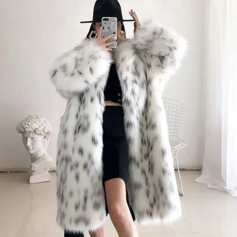 White Fleece Fur Coat - Arctic Opulence