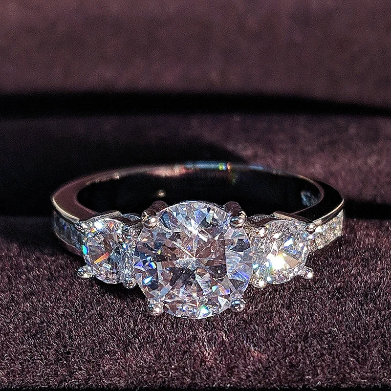 Moonso Cocktail Ring - Timeless Elegance Beyond Trends