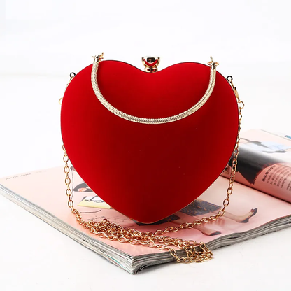 Shiny Heart Clutch - Eclat Elegance